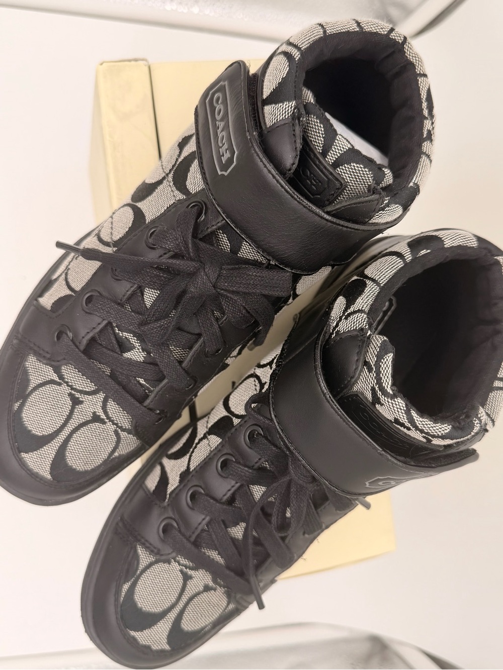 Coach Zoe Zoey High Top Sneakers Q1430 Black White Gray Leather Y2K Size 7.5